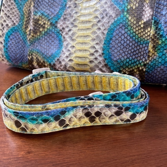 Grand Pele Collection Python Leather Satchel / Crossbody - Picture 9 of 15